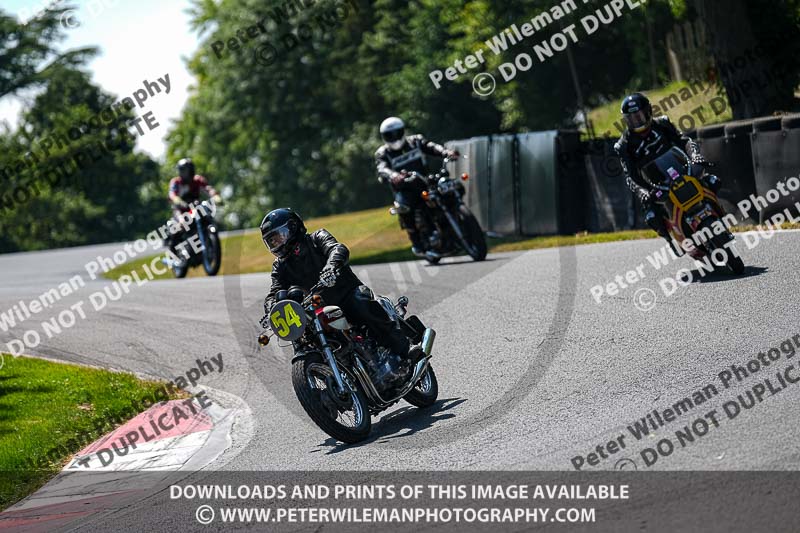 cadwell park;cadwell park photographs;cadwell trackday photographs;enduro digital images;event digital images;eventdigitalimages;peter wileman photography;racing digital images;trackday digital images;trackday photos